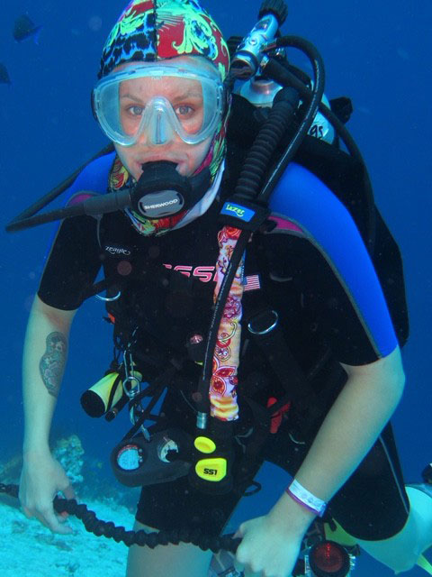 Blue 4 x Scuba Diving Dive 4" Long Vented Standard Hose Protector 
